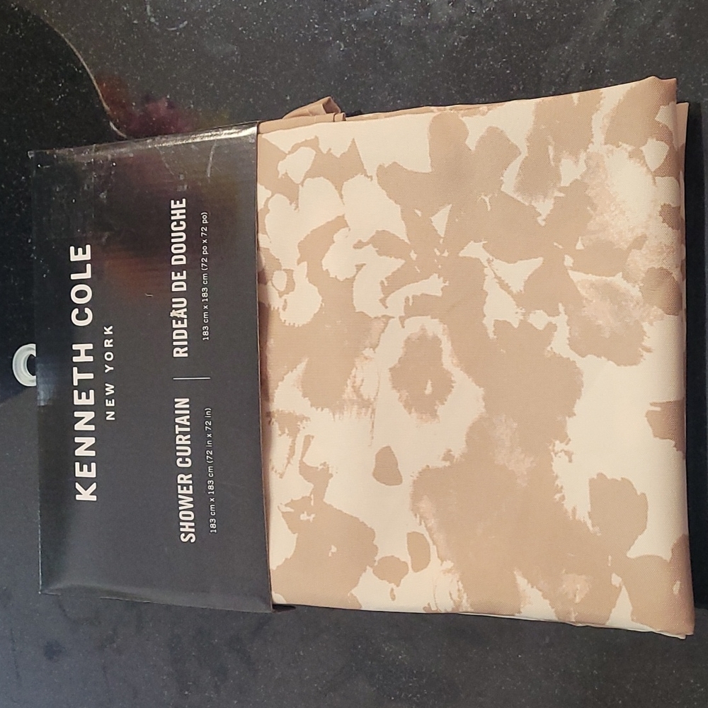 🚿Kenneth Cole Shower Curtain